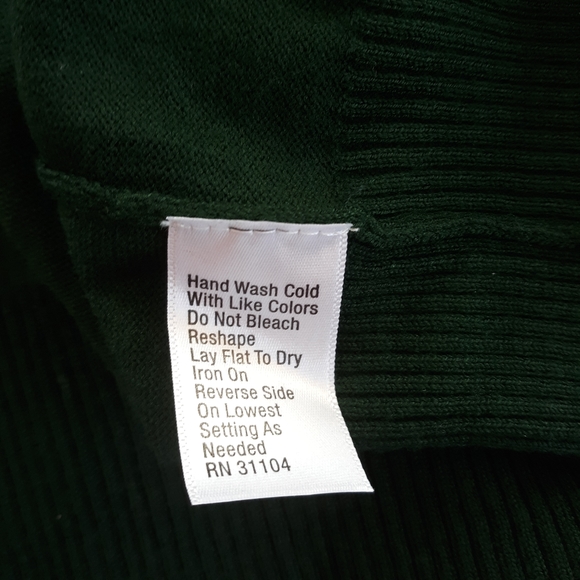 Kim Roger's Petite Hunter Green Sweater - Picture 2 of 8